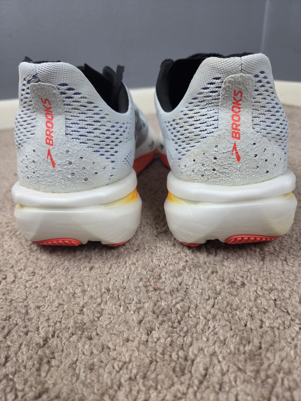 Brooks Black Sneaker with Red Insole Logo - Picture 3 of 8